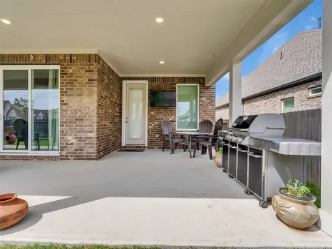 17204 Begonia Bend Drive Conroe TX 77302