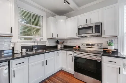 2520 Avenue P 1/2 Galveston TX 77550