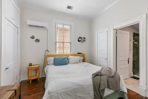 2520 Avenue P 1/2 Galveston TX 77550