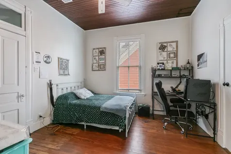 2520 Avenue P 1/2 Galveston TX 77550