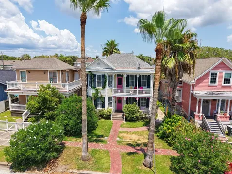 2520 Avenue P 1/2 Galveston TX 77550