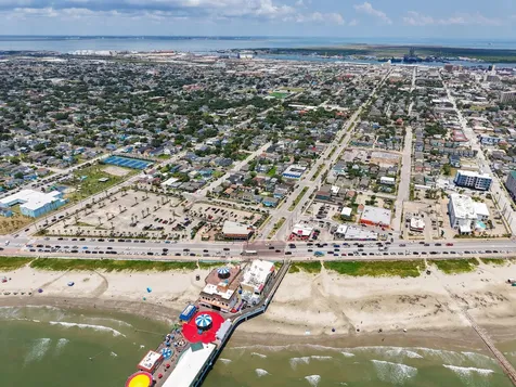 2520 Avenue P 1/2 Galveston TX 77550