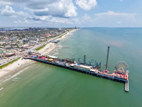 2520 Avenue P 1/2 Galveston TX 77550