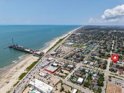 2520 Avenue P 1/2 Galveston TX 77550