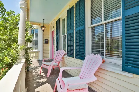 2520 Avenue P 1/2 Galveston TX 77550