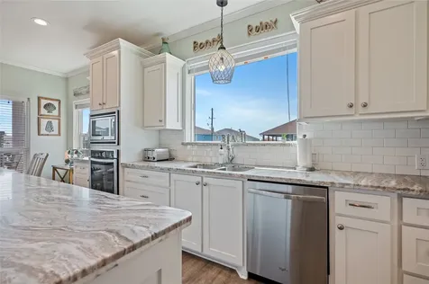 4414 Whaler Lane Crystal Beach TX 77650