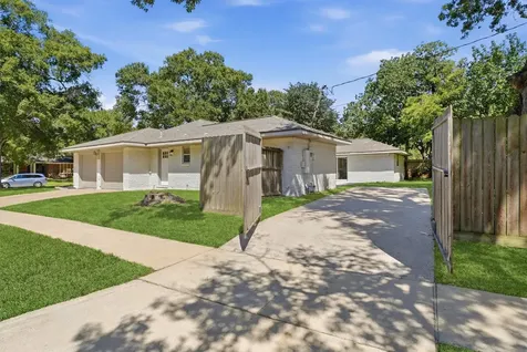 10302 Belfast Road La Porte TX 77571