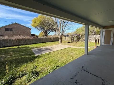 6421 S Ridgecrest Drive Hitchcock TX 77563
