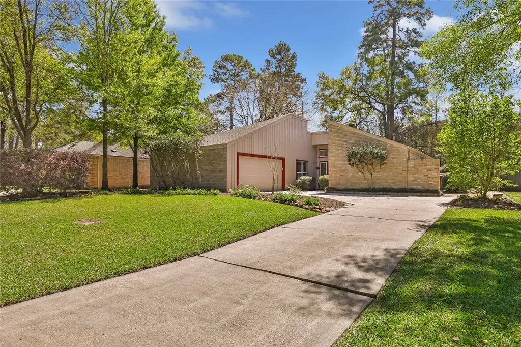 3126 Holly Green Drive Kingwood TX 77339