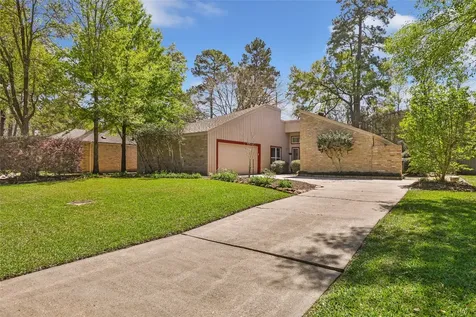 3126 Holly Green Drive Kingwood TX 77339