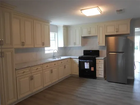 6017 Pine Avenue Port Arthur TX 77640