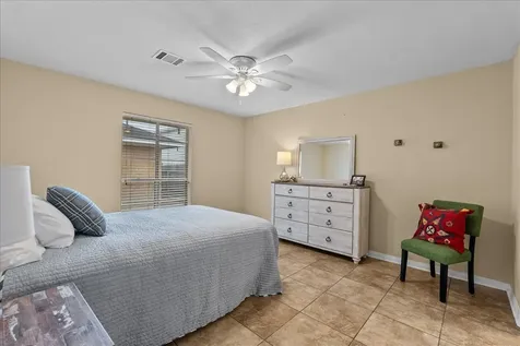 2823 Bayshore Drive Bacliff TX 77518