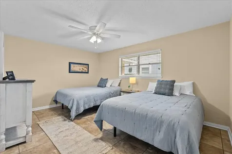 2823 Bayshore Drive Bacliff TX 77518