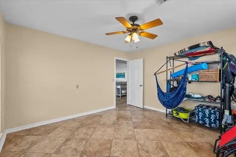 2823 Bayshore Drive Bacliff TX 77518