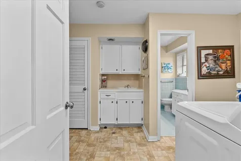 2823 Bayshore Drive Bacliff TX 77518