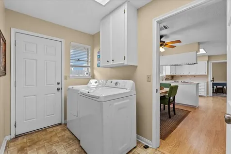 2823 Bayshore Drive Bacliff TX 77518