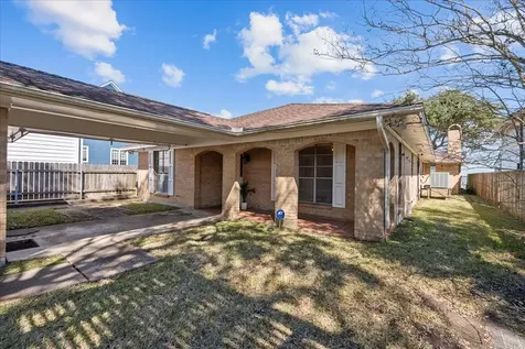2823 Bayshore Drive Bacliff TX 77518