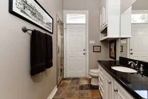 122 E Bracebridge Circle The Woodlands TX 77382