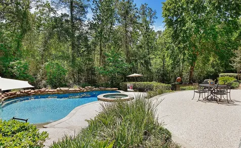 122 E Bracebridge Circle The Woodlands TX 77382