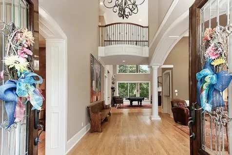 122 E Bracebridge Circle The Woodlands TX 77382