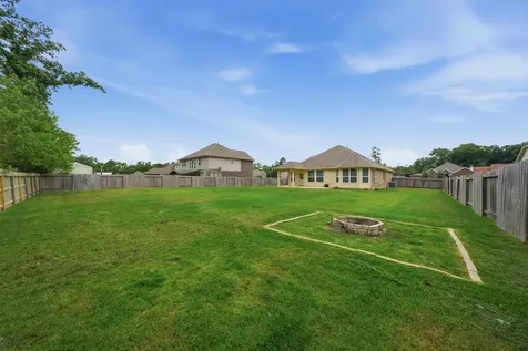 632 W Linnwood Drive Woodbranch TX 77357