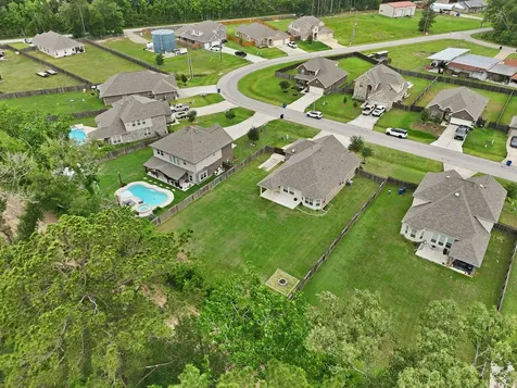 632 W Linnwood Drive Woodbranch TX 77357