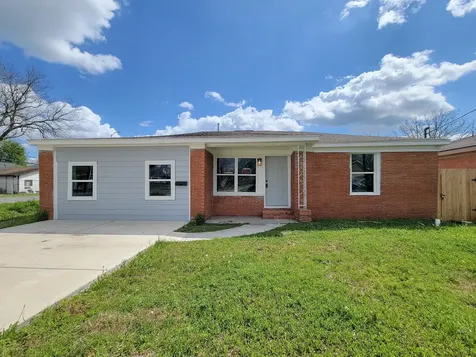 4538 Clover Street Houston TX 77051