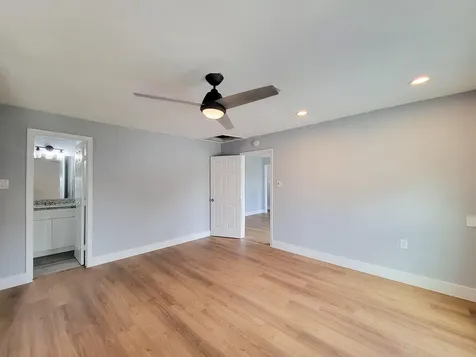 4538 Clover Street Houston TX 77051