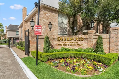 2238 S Piney Point Road 102 Houston TX 77063