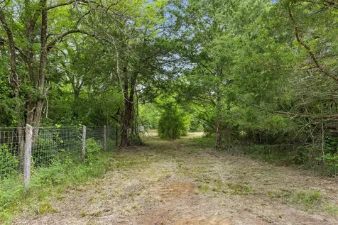 3797 County Road 328 Caldwell TX 77836