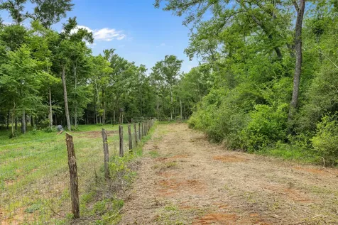 3797 County Road 328 Caldwell TX 77836