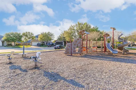 2019 Knoll Oak Lane Richmond TX 77469
