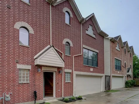 5911 Petty Street Houston TX 77007