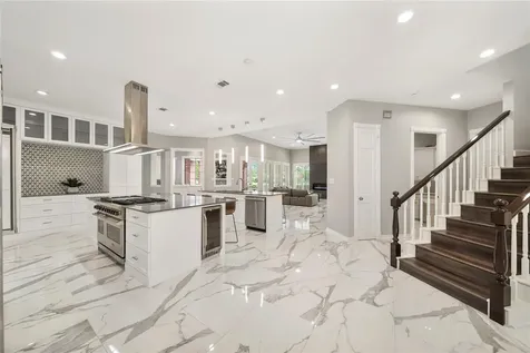 23 Glen Eagles Drive Sugar Land TX 77479