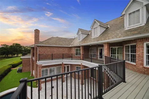 23 Glen Eagles Drive Sugar Land TX 77479