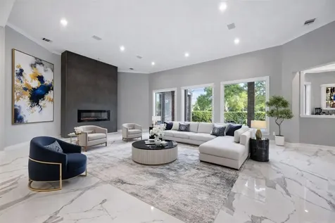 23 Glen Eagles Drive Sugar Land TX 77479