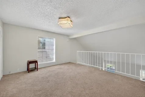 6201 Beverlyhill Street 35 Houston TX 77057