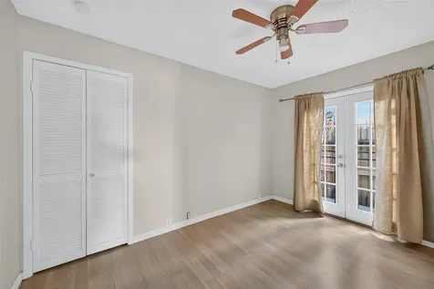 6201 Beverlyhill Street 35 Houston TX 77057