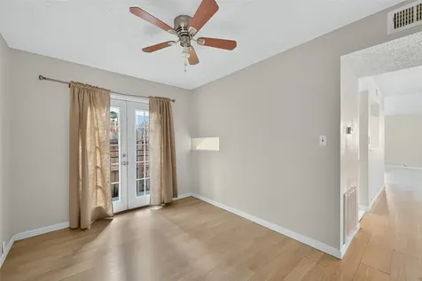 6201 Beverlyhill Street 35 Houston TX 77057