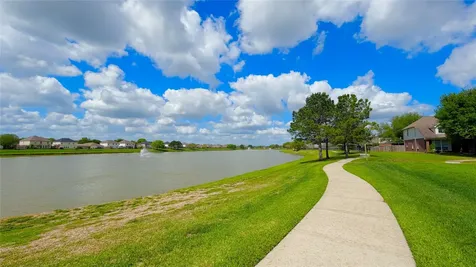 2102 Indian Clearing Trail Rosenberg TX 77471