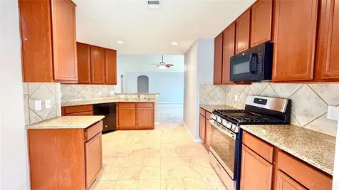 2102 Indian Clearing Trail Rosenberg TX 77471