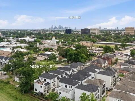 1420 W 34th 1/2 Street Houston TX 77018