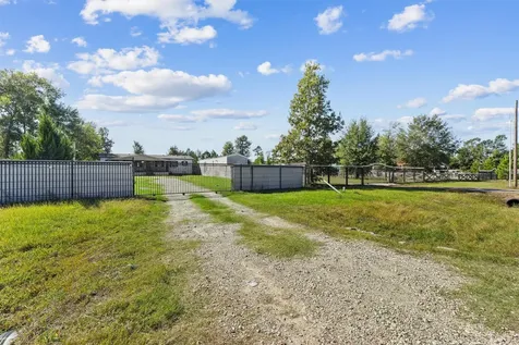 924 County Road 5021 Cleveland TX 77327