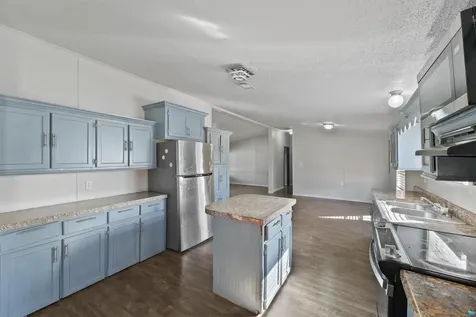 924 County Road 5021 Cleveland TX 77327