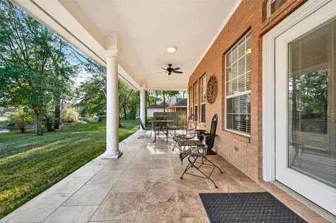 13 Wedgewood Boulevard Conroe TX 77304