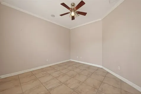 13 Wedgewood Boulevard Conroe TX 77304