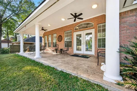 13 Wedgewood Boulevard Conroe TX 77304