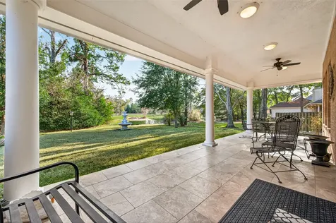 13 Wedgewood Boulevard Conroe TX 77304