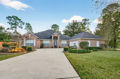 13 Wedgewood Boulevard Conroe TX 77304