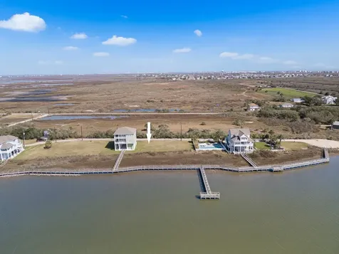 3302 Road Less Traveled Galveston TX 77554